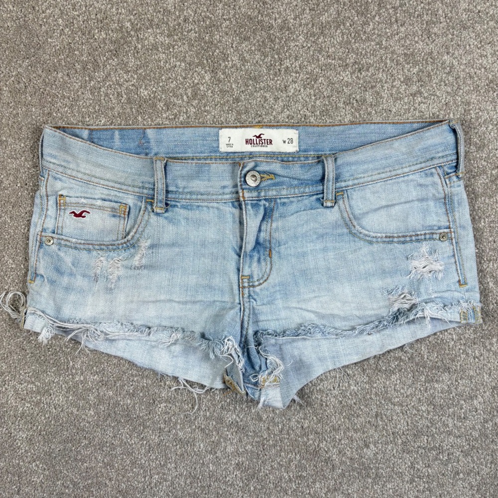 Hollister Low Rise Distressed Denim Shorts Light Wash Frayed Hem W28 Size 7